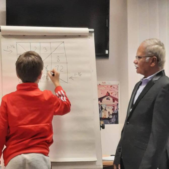 0ef99a65-271a-4b6c-8a90-411f56eaee09